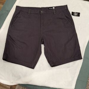 Volcom Men's Road Trip Shorts Cotton Stretch Gray A0902402 size 34